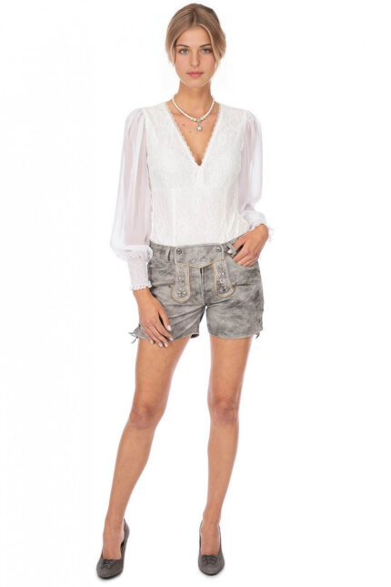 Dafne Keen British Lederhosen