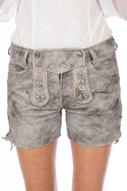 Dafne Keen British Lederhosen